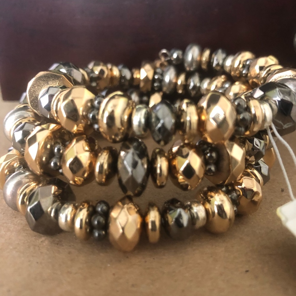 Wrap around bracelet (costume jewelry)